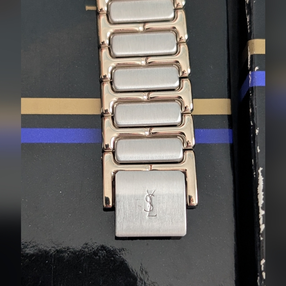 Yves Saint Laurent Gold‎ and Silver Watch - Picture 5 of 9
